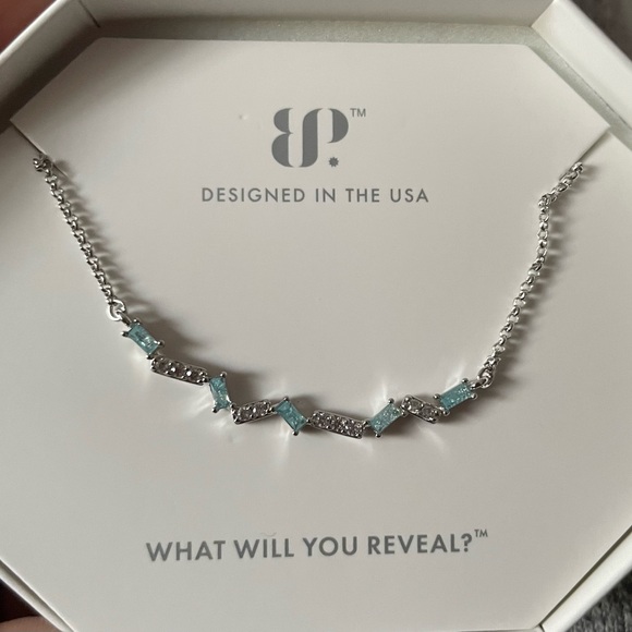 Bomb Party OG Delicate in the Details Necklace rbp5776 - Picture 8 of 9